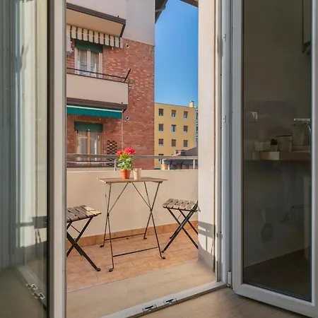 A 10 Min Da Sant'orsola - Interno 12 Design E Comfort Appartement