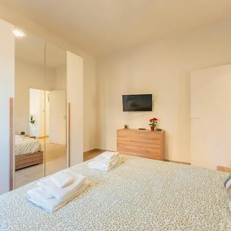 A 10 Min Da Sant'orsola - Interno 12 Design E Comfort Appartement Bologne