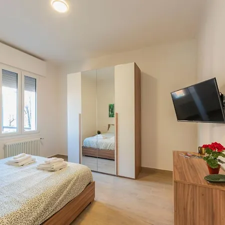 A 10 Min Da Sant'orsola - Interno 12 Design E Comfort דירה