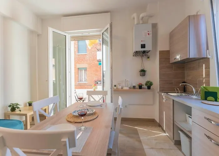 A 10 Min Da Sant'orsola - Interno 12 Design E Comfort Apartamento *