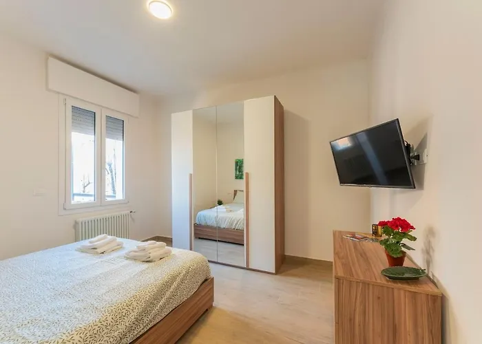 A 10 Min Da Sant'orsola - Interno 12 Design E Comfort Apartman
