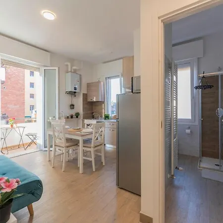 Apartmán A 10 Min Da Sant'orsola - Interno 12 Design E Comfort *