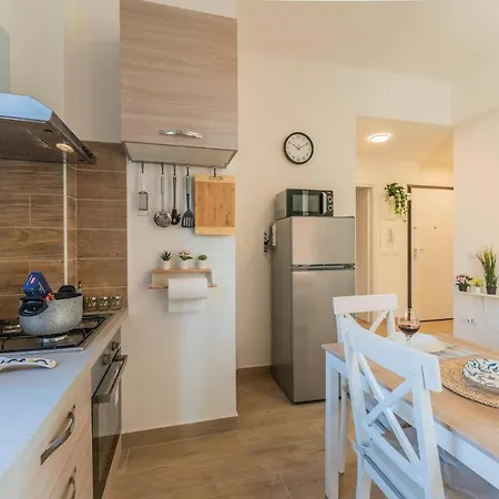 Apartmán A 10 Min Da Sant'orsola - Interno 12 Design E Comfort *