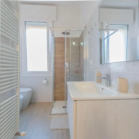 A 10 Min Da Sant'orsola - Interno 12 Design E Comfort Boloňa