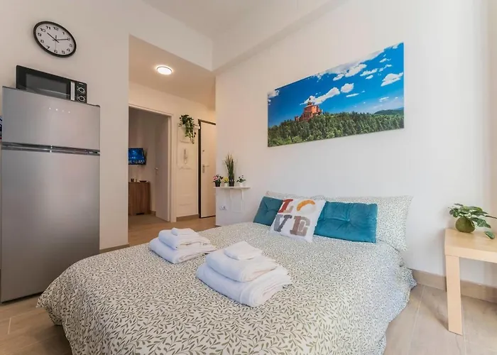 Apartman A 10 Min Da Sant'orsola - Interno 12 Design E Comfort Bologna