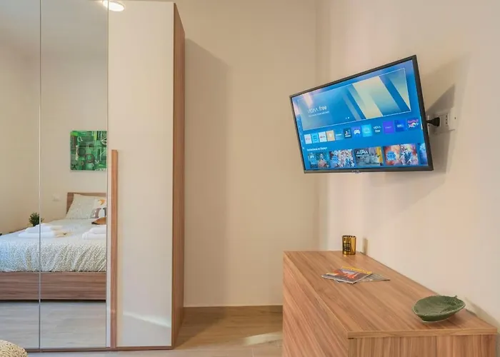 Apartman A 10 Min Da Sant'orsola - Interno 12 Design E Comfort Bologna