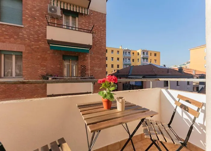 A 10 Min Da Sant'orsola - Interno 12 Design E Comfort Apartman *